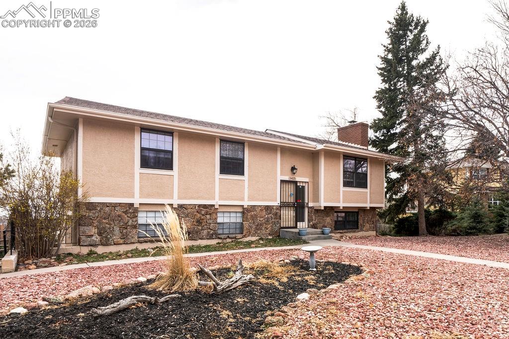 5425 Zapato Drive photo 2