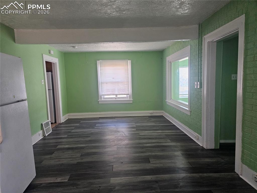 1641 E 13th Street photo 2