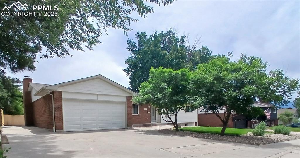 4017 N Loring Circle photo 3