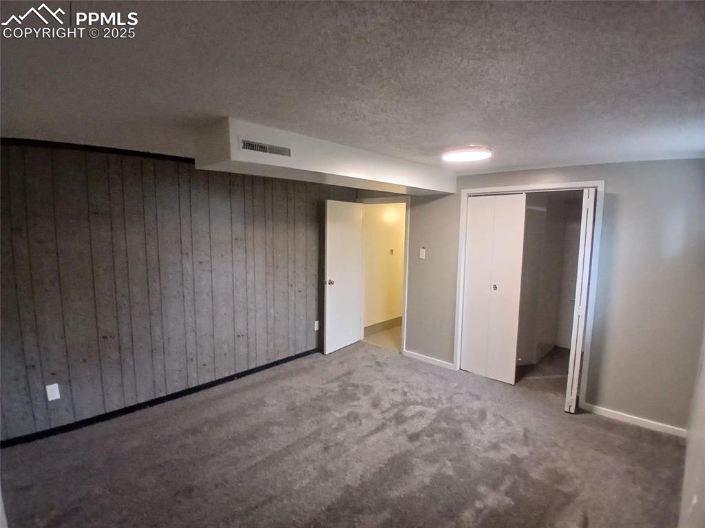 5th Bedroom/Basement