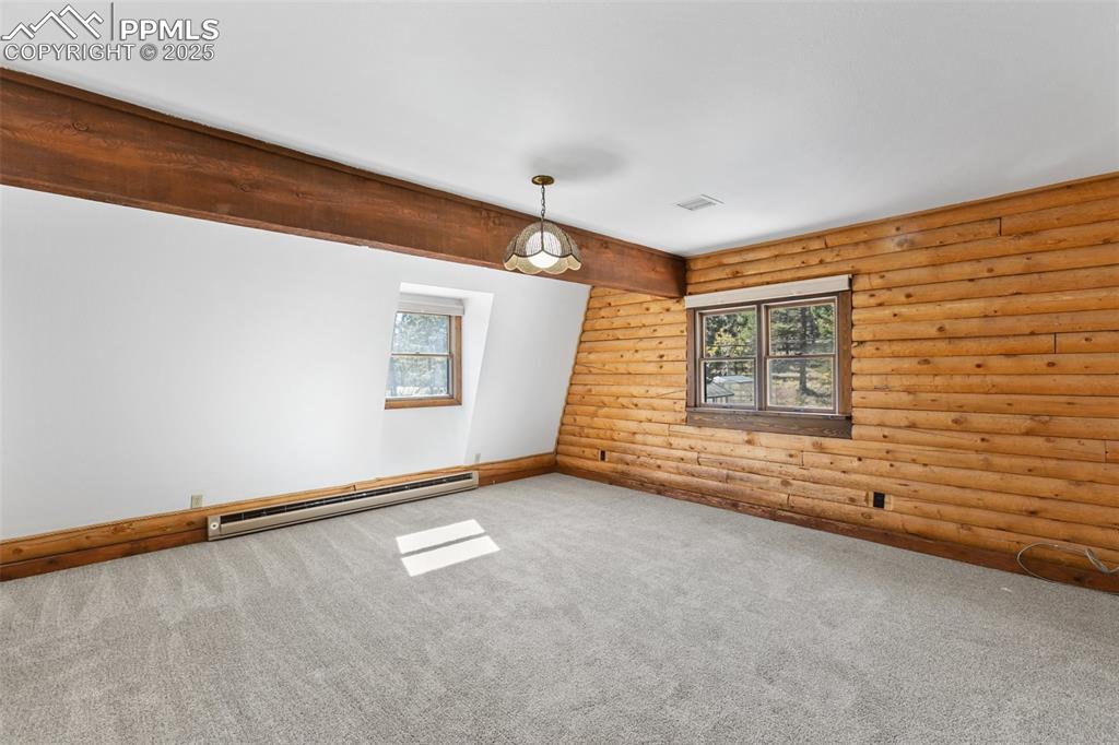 Master bedroom. New carpet and paint.