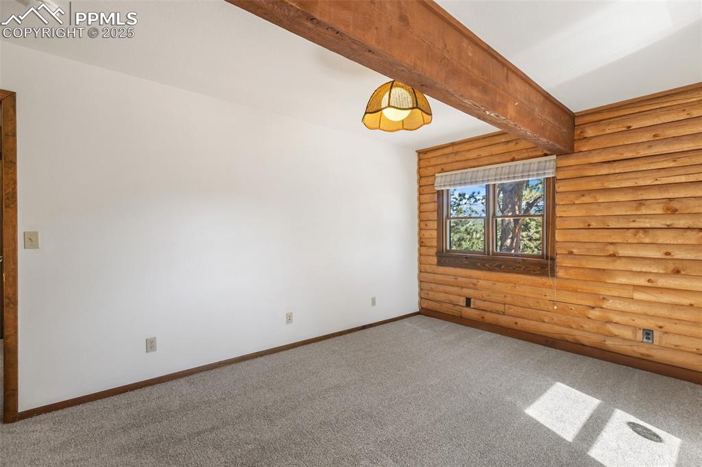 3rd bedroom upper level