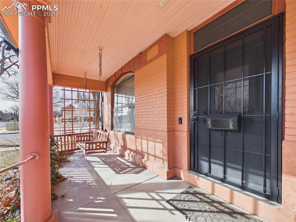 1627 Berkley Avenue photo 3