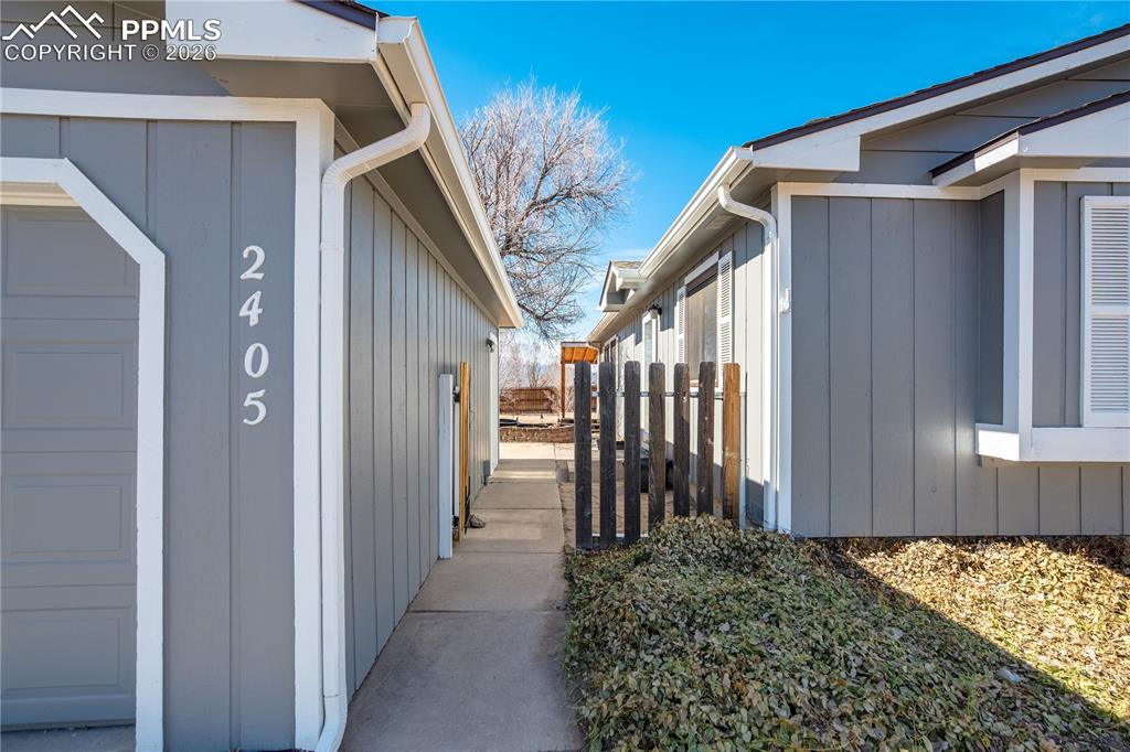 2405 Piros Drive photo 3