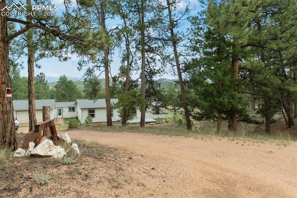 1058 Hackamore Drive photo 2