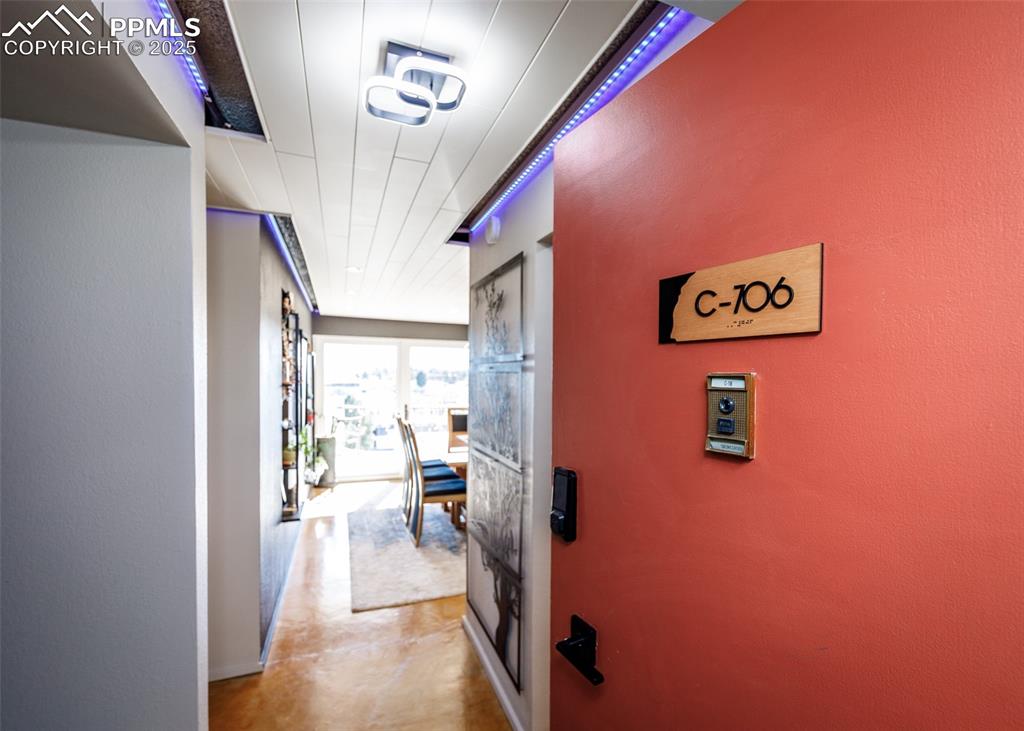 411 Lakewood Circle #C706 photo 2