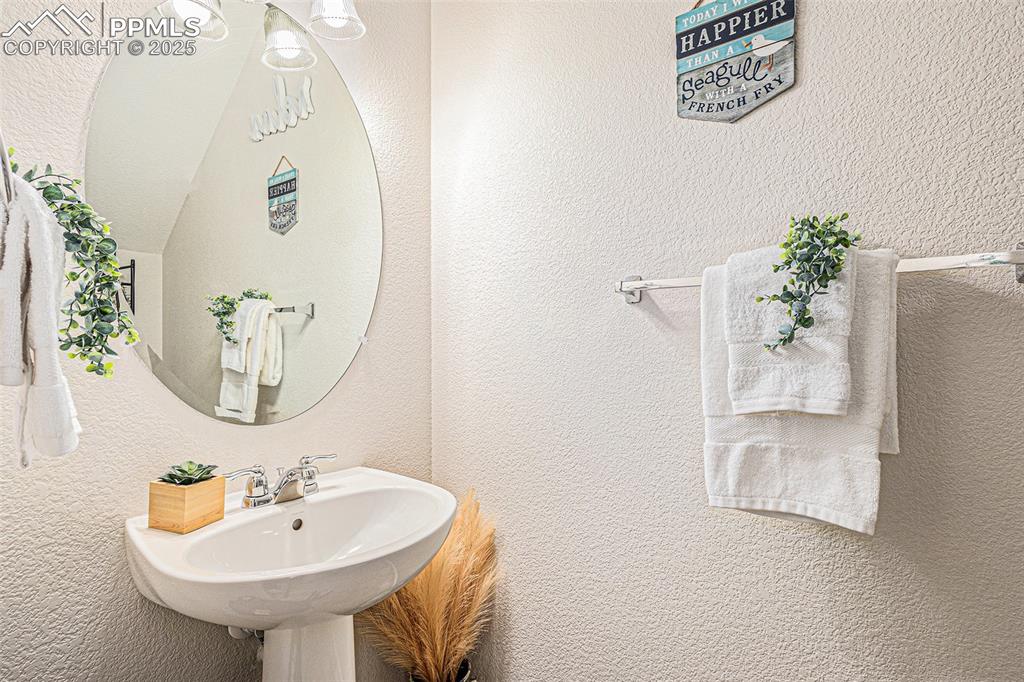 Main level half bath