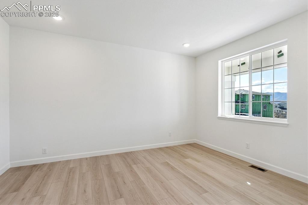 16897 Starfall Drive photo 2