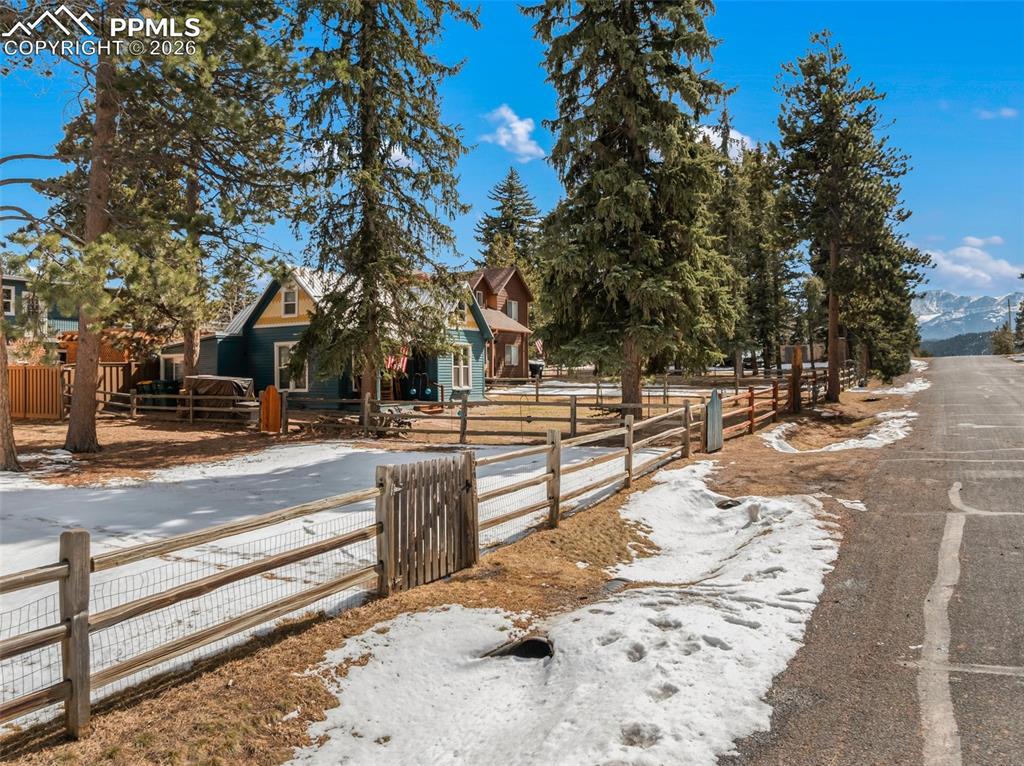 509 N Center Street photo 3