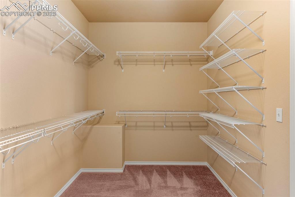 Walk-In Closets