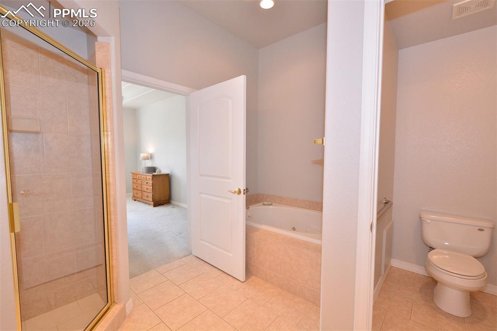 Primary 5-piece bathroom