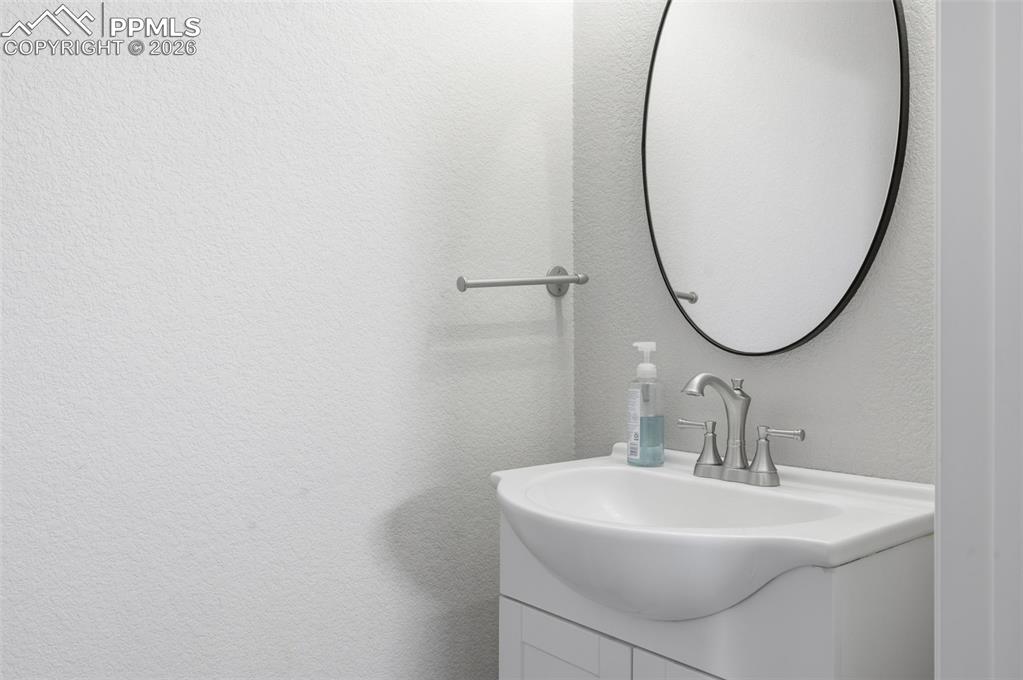 Guest half bath off the kitchen