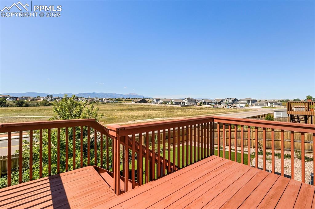 Raised Deck with Unobstructed Pikes Peak Views 