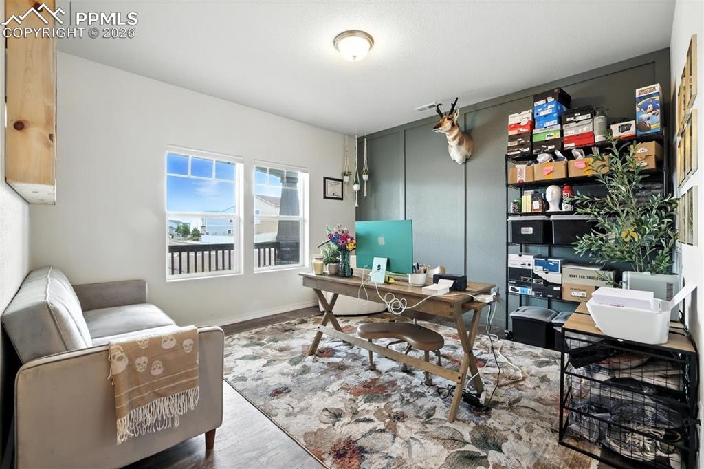 8310 Graphite Drive photo 3