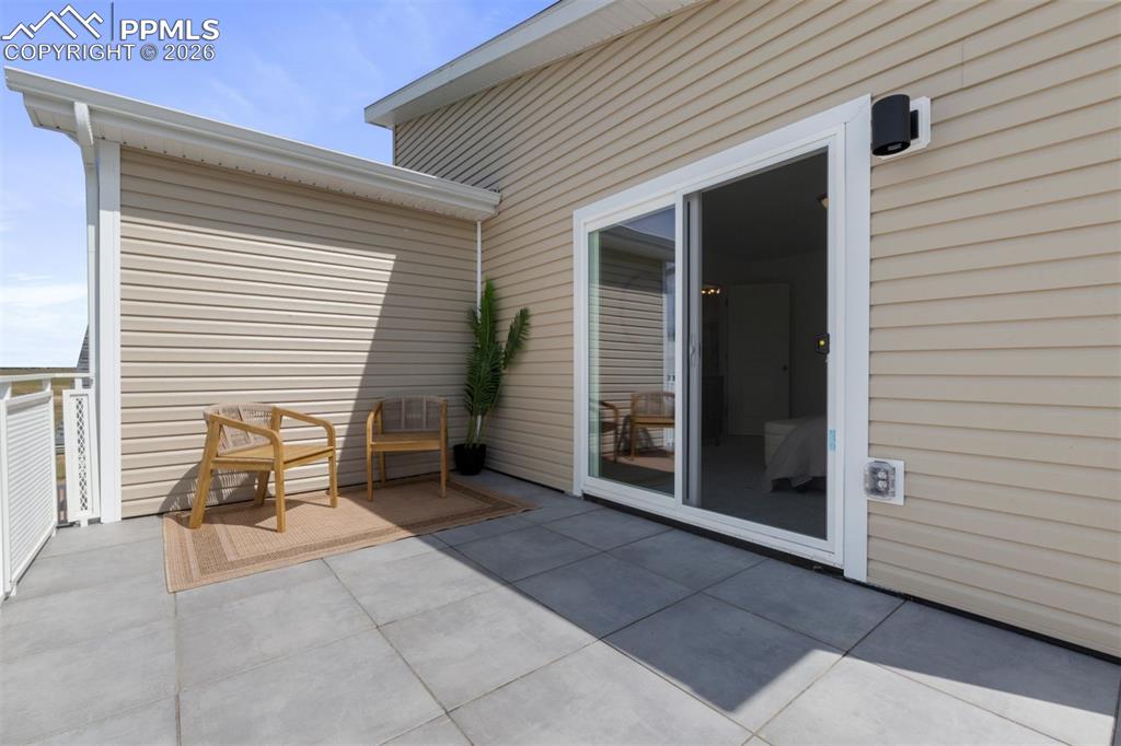 *Photos of a model home*