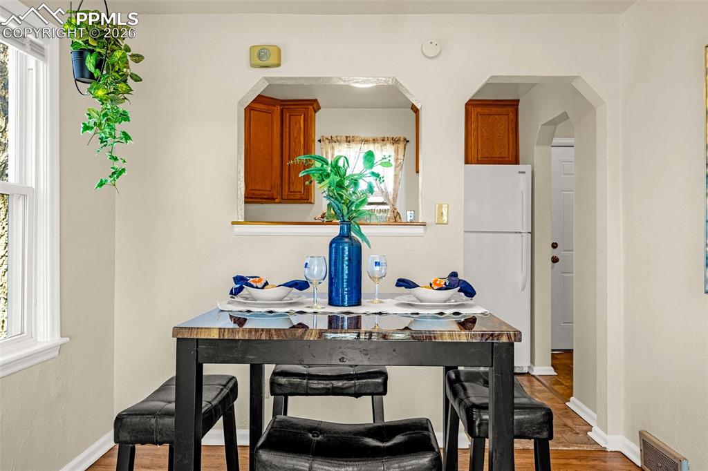 1124 E Las Animas Street