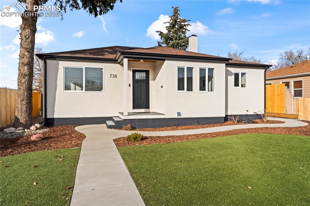 738 E Fountain Boulevard