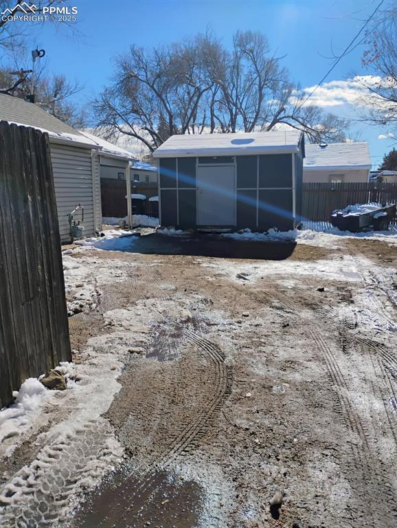 cottage parking area