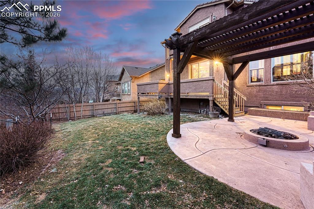 Fully fenced large backyard space including plum trees to enjoy with friends and family