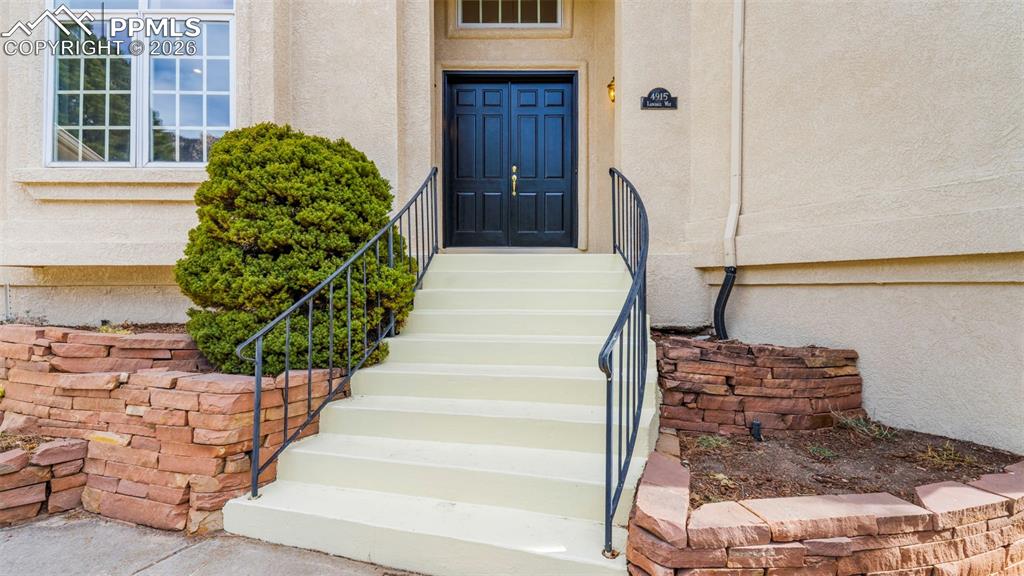 4915 Langdale Way photo 3