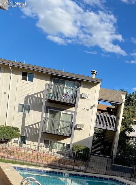 5030 El Camino Drive #6