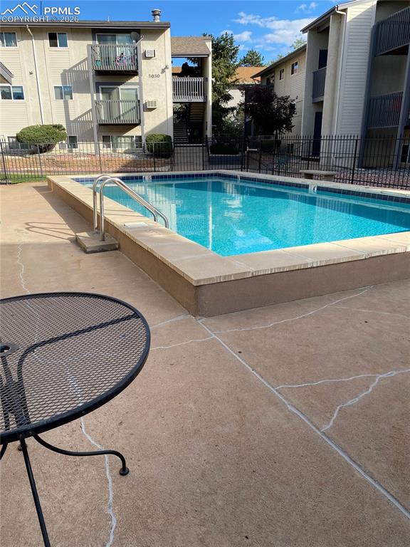 5030 El Camino Drive #6