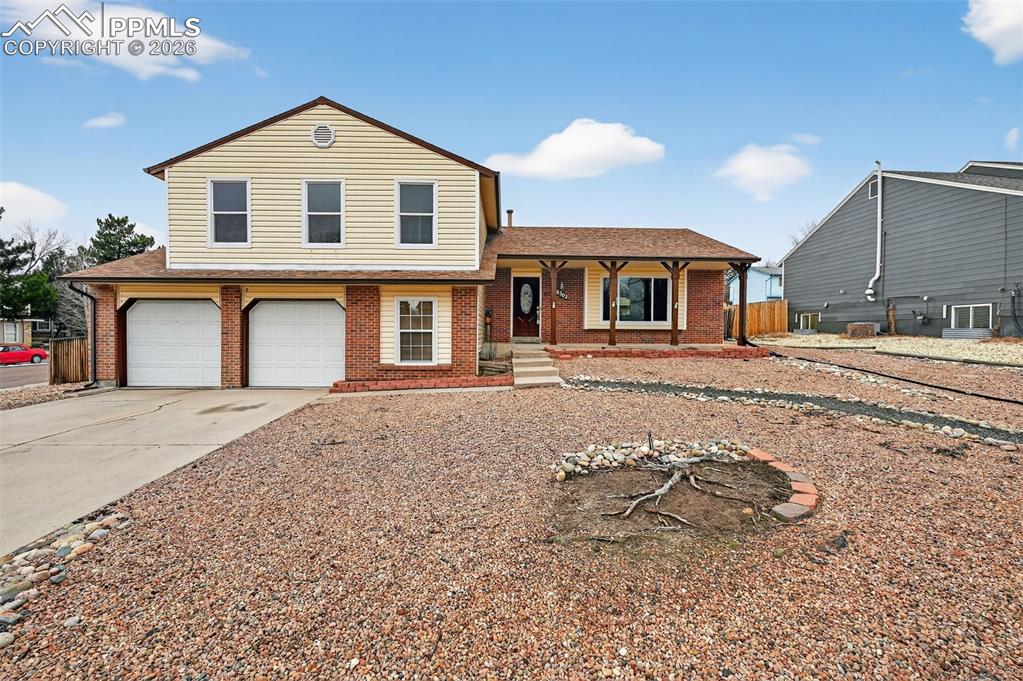 6302 Cripple Creek Lane photo 2