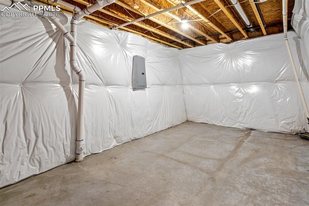 16 X 10 Unfinished Room in Basement. Could be built out into a Theater room.