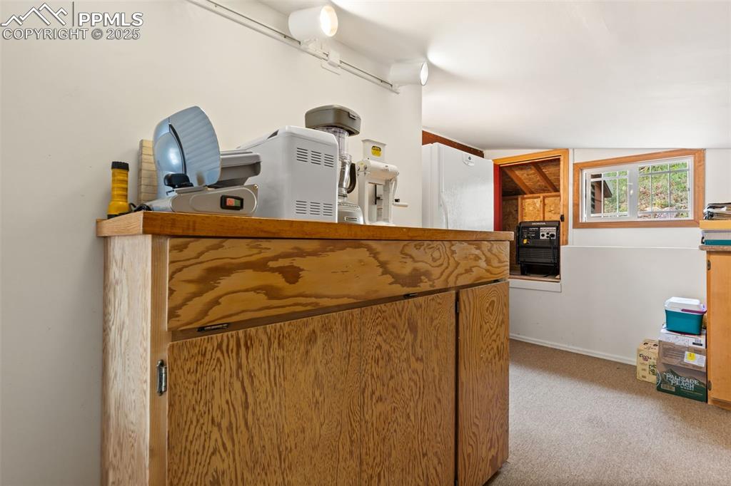 Large Storage Room with Backup Generator for Electricity!