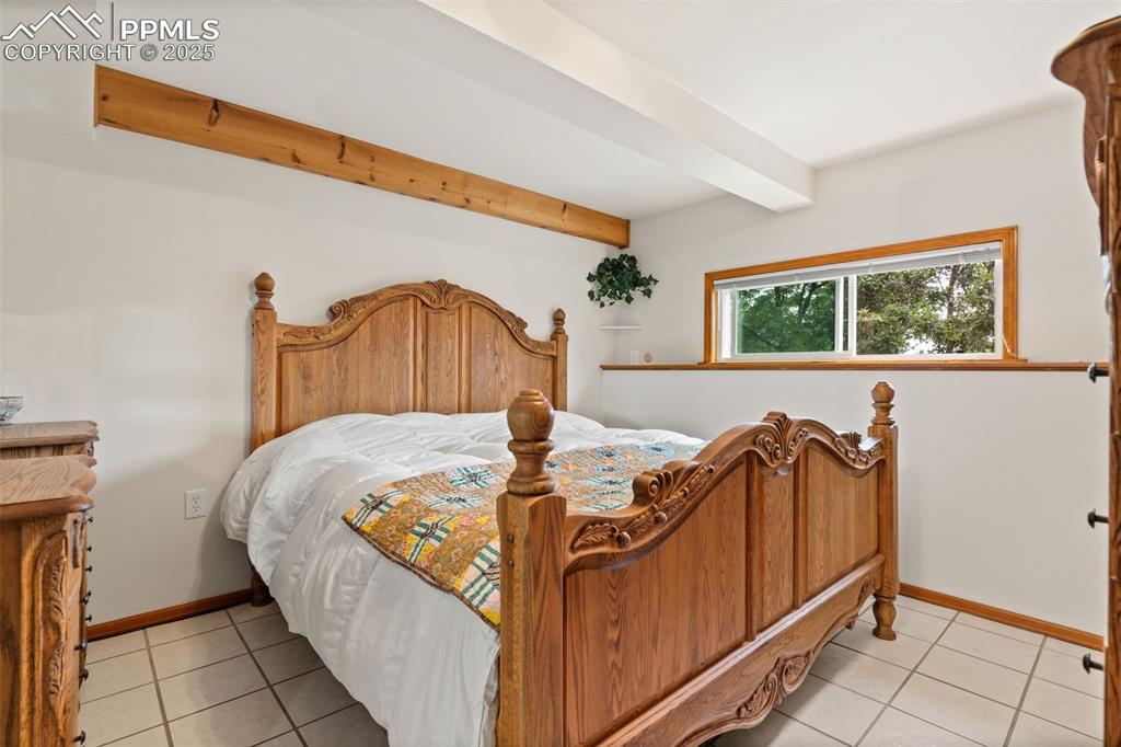 Master Bedroom with Mountain Views!