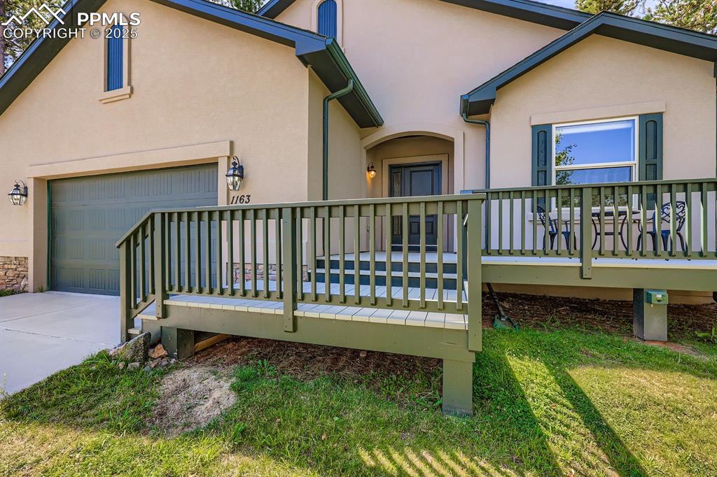 1163 Ptarmigan Drive photo 3