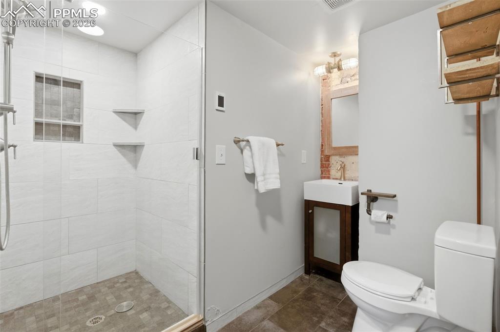 Basement Bathroom w/ Radiant Heated Floors