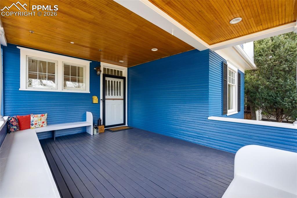 17 W Del Norte Street photo 3