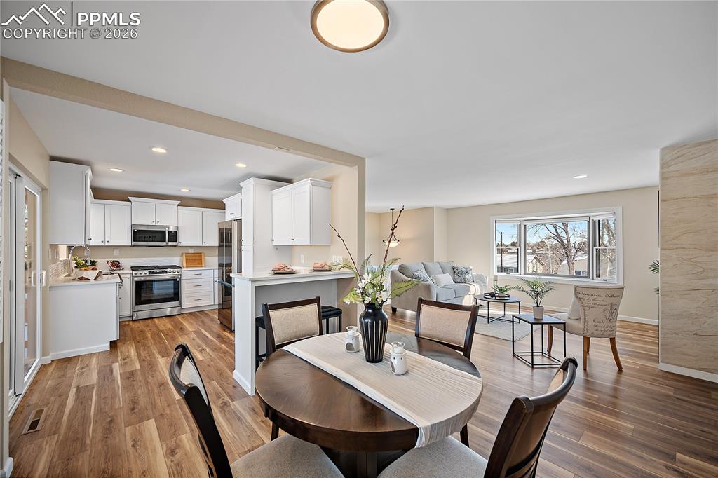 Dining space open to the kitchen 