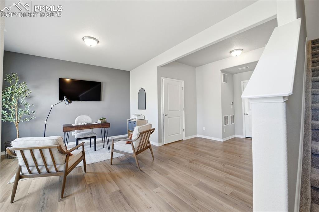 6069 Inman View photo 2