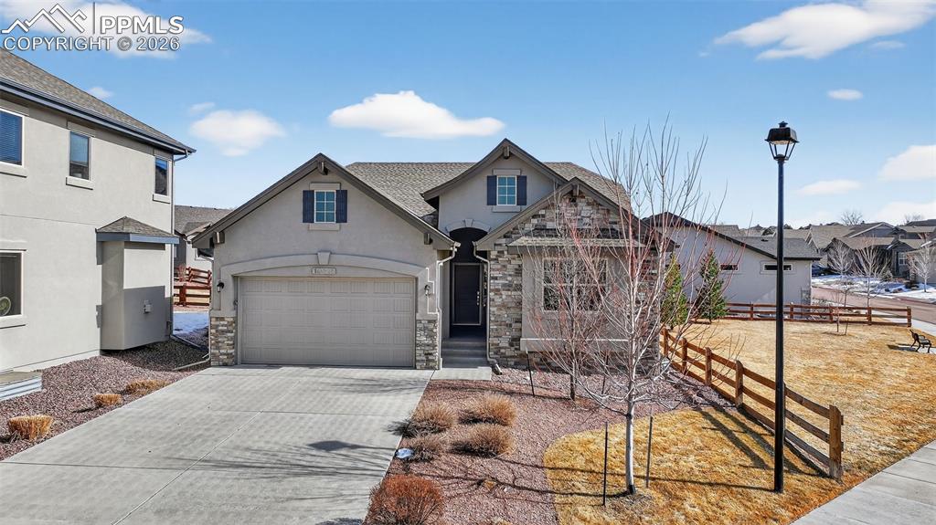 10526 Kelowna View photo 2