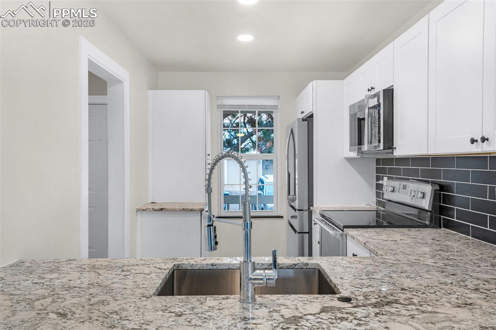 NEW Granite Counters