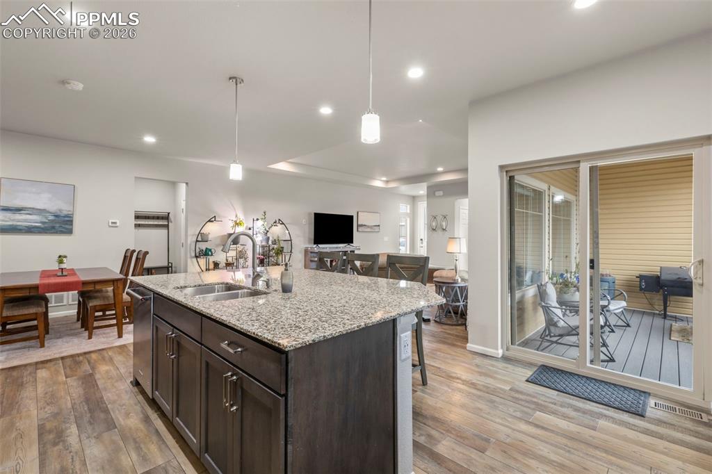 6712 Golden Briar Lane