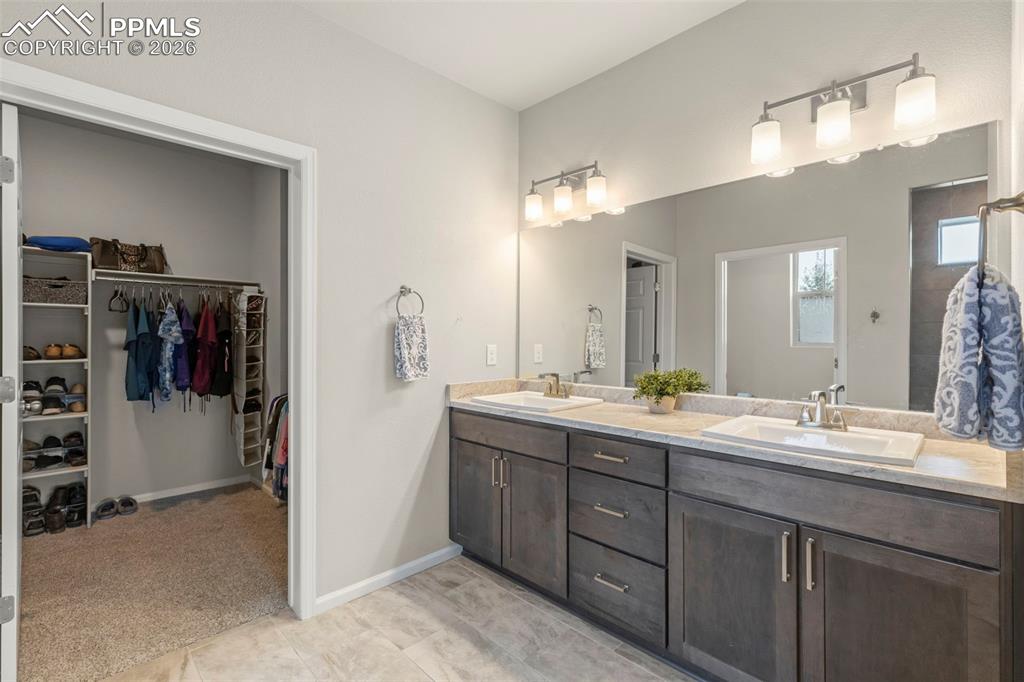 6712 Golden Briar Lane