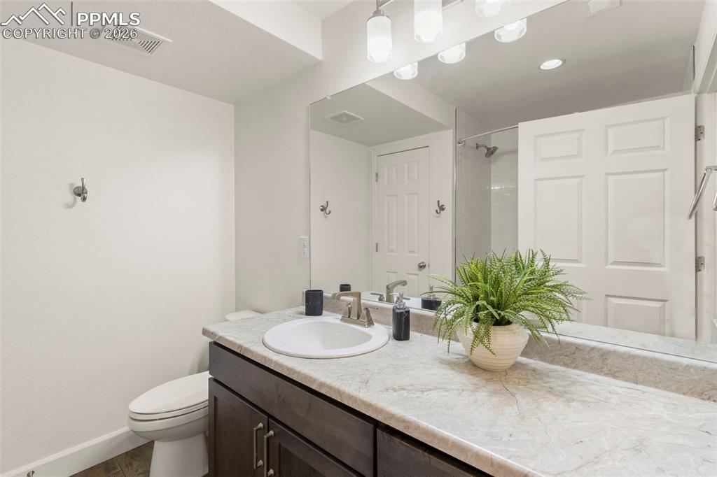 6712 Golden Briar Lane