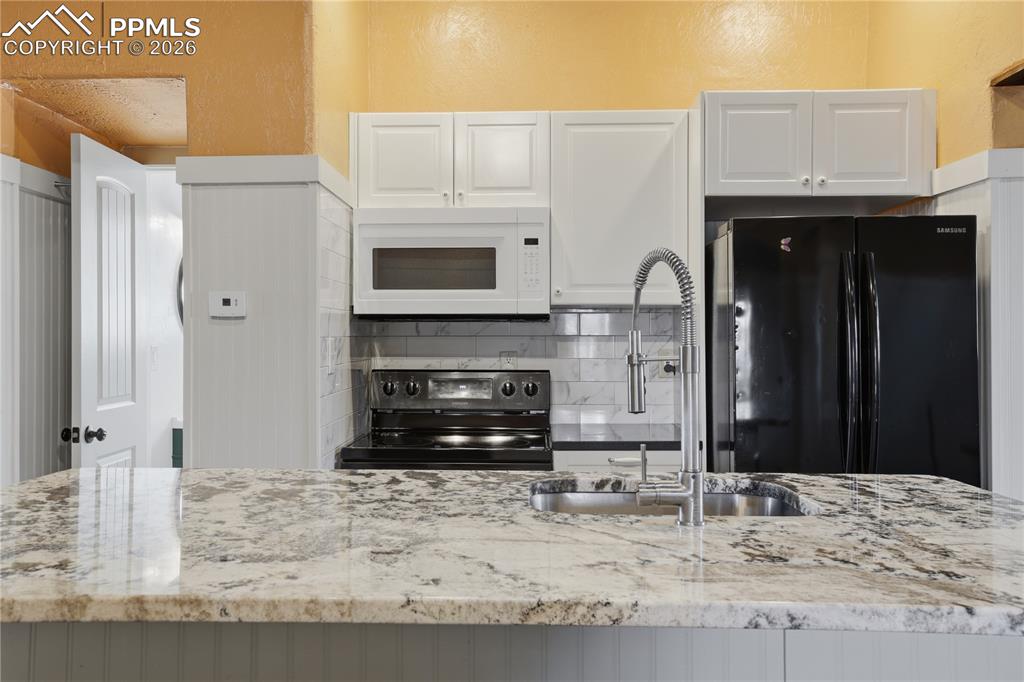 3306 W Colorado Avenue