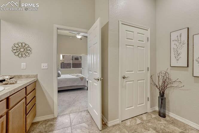 Large linen closet just off of the walk-in closet