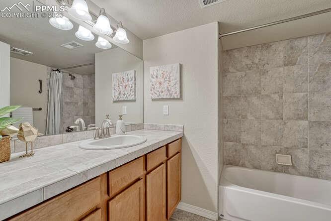 Full basement bathroom complete with a Shower/Tub combo