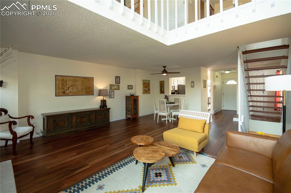 Main level living room