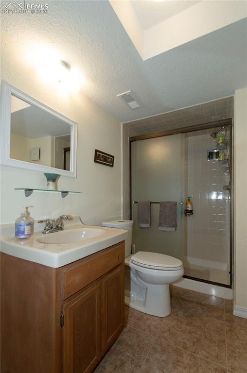 Basement bathrooom 3