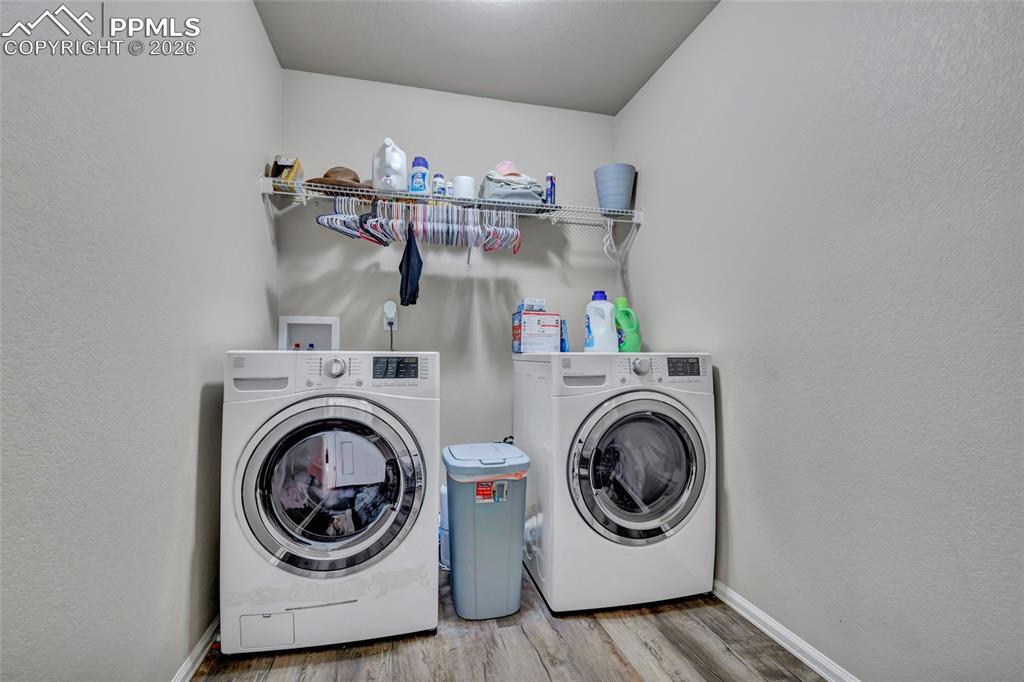 Upper level laundry