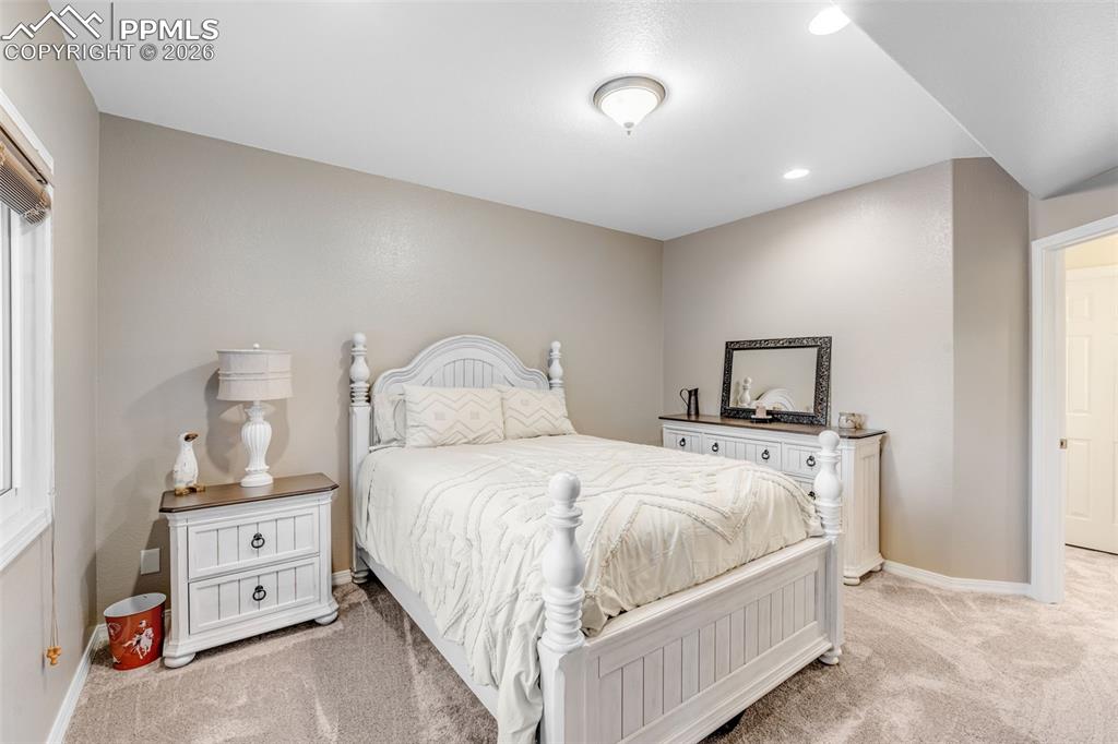 Basement Bedroom w/Adjoining Bath