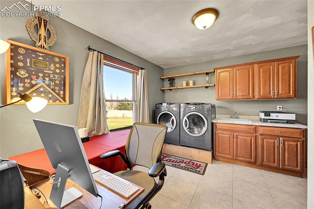 Main Level Laundry/Office area