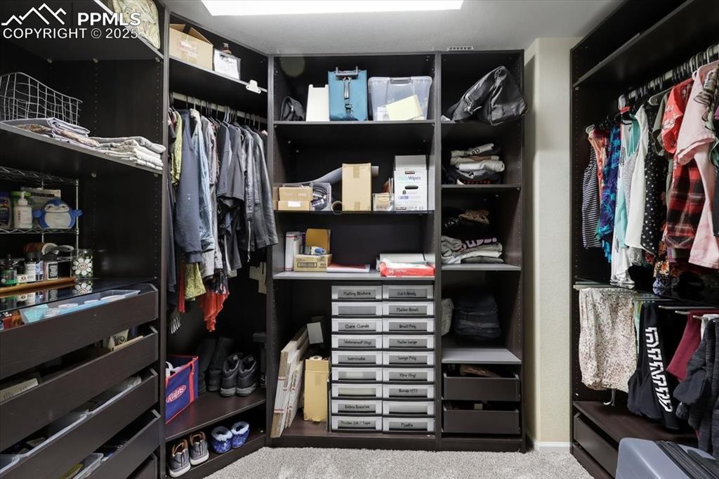Custom closet design