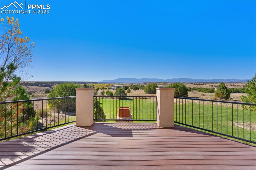 Large composite deck off the main level, with access from living room/kitchen and master bedroom.